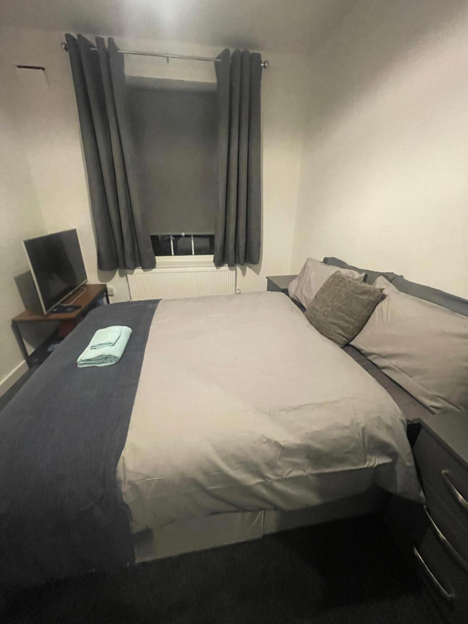 Super Streatham Room Лондон Екстер'єр фото