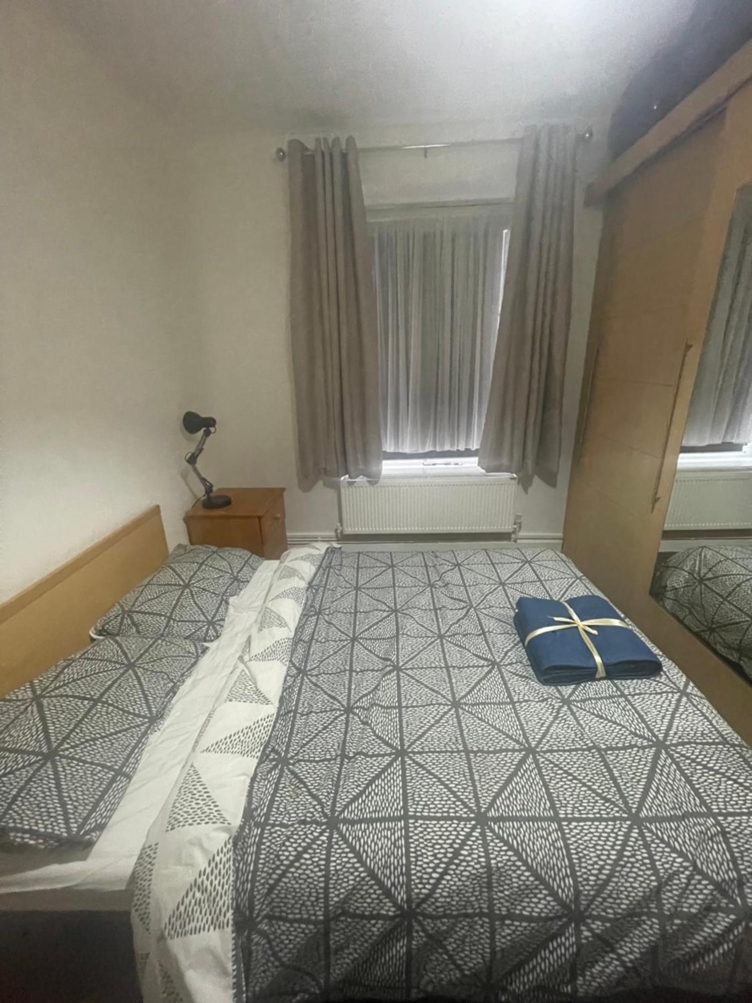 Super Streatham Room Лондон Екстер'єр фото